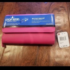 Mundi Big Fat Wallet w/ Safekeeper
